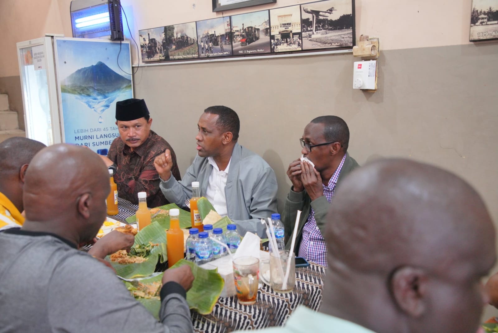 Foto 7 dari 7: Cicipi Pecel dan Dapat Sambutan Hangat Pelajar, Delegasi Kenya Langsung Terkesan dengan Kota Pendekar