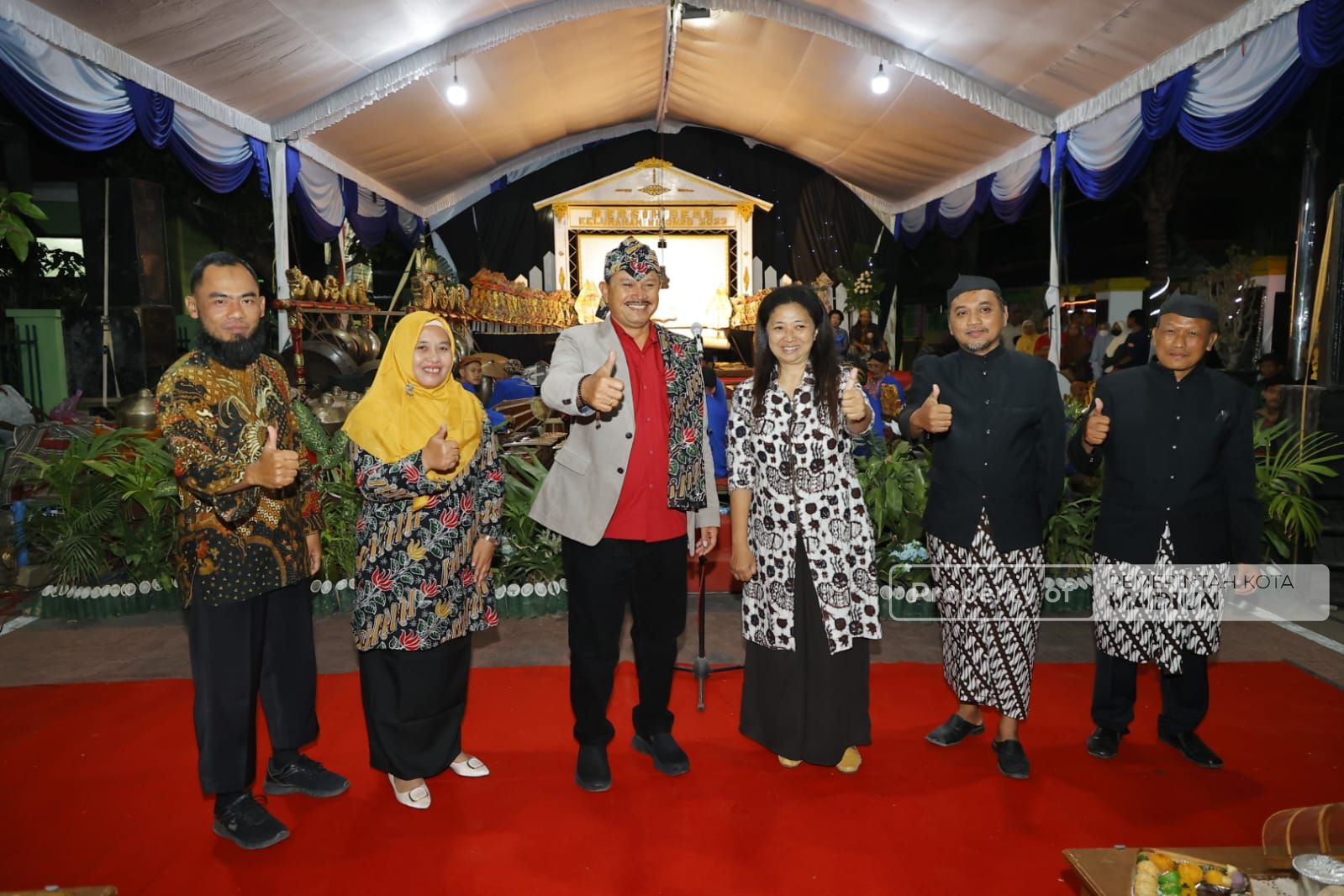 Foto 5 dari 10: Hadiri Pagelaran Wayang Kulit Di Winongo, Wali Kota Apresiasi Upaya Pelestarian Budaya