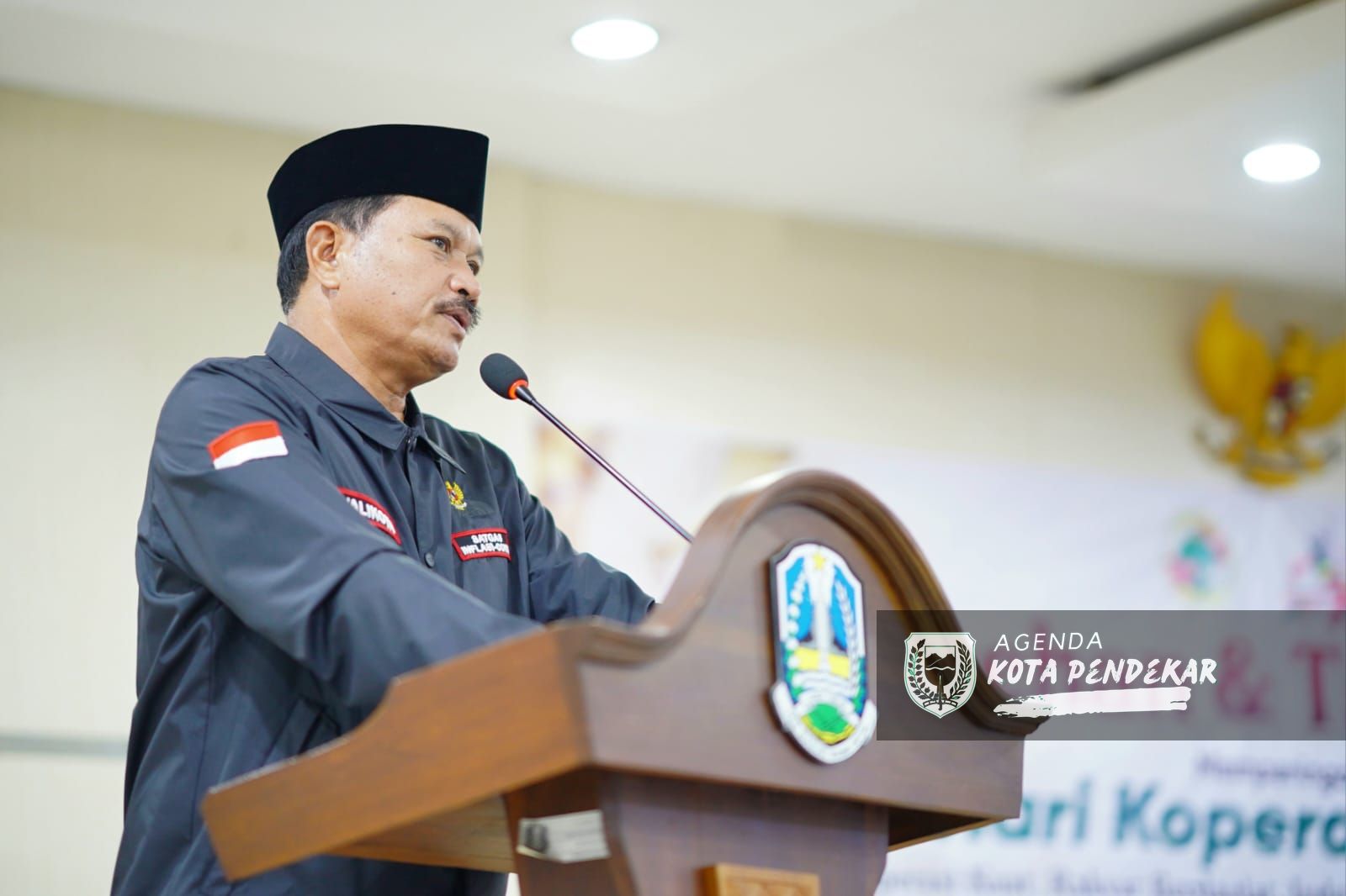 Foto 1 dari 8: Hadiri Tasyakuran Hari Koperasi, Wali Kota: Koperasi Hebat, Ekonomi Kuat