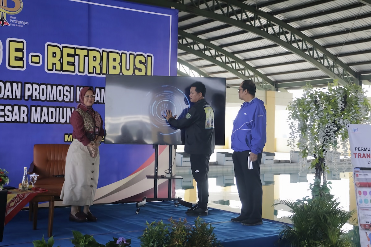 Foto utama berita: Launching E-Retribusi Bagi Pedagang di PBM, Wali Kota Harap Tak Ada Kebocoran Retribusi