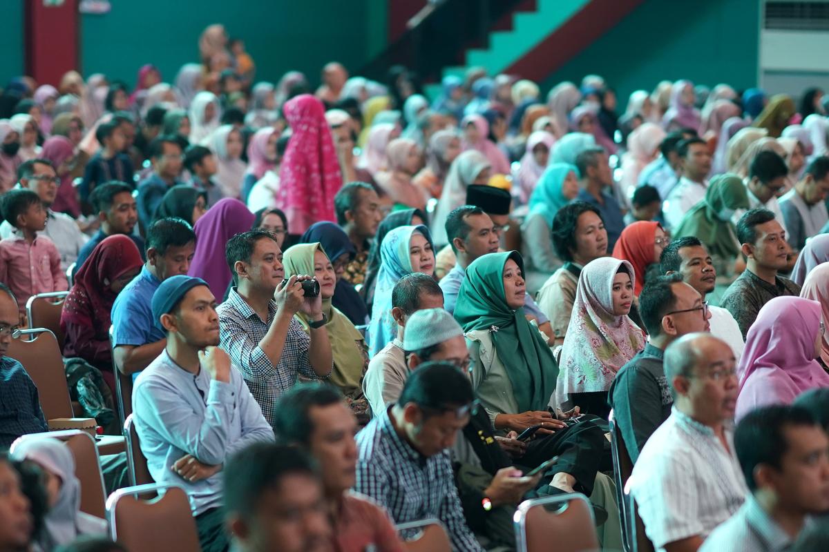 Foto 3 dari 9: Buka Event Skots Akbar, Wali Kota Ingatkan Pentingnya Peran Ayah Dalam Keluarga