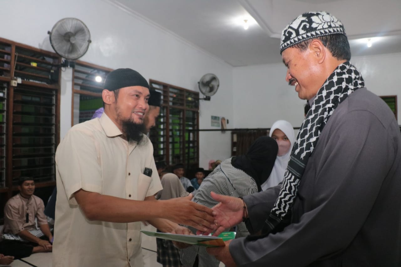 Foto 3 dari 11: Safari Ramadan di Masjid At Taqwa, Wali Kota Sosialisasikan Persiapan Lebaran