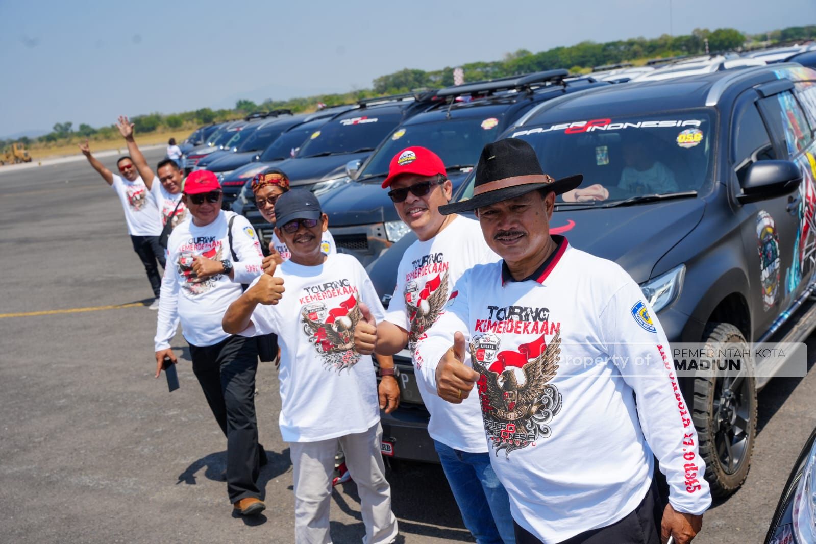 Foto utama berita: Sambut Rombongan Touring Pajero, Wali Kota Imbau Peserta Nikmati Keindahan Kota Pendekar