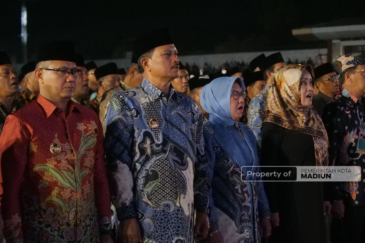 Foto 4 dari 9: Hadiri Pembukaan MTQ ke-30, Wali Kota Harap Kontingen Kota Madiun Berprestasi