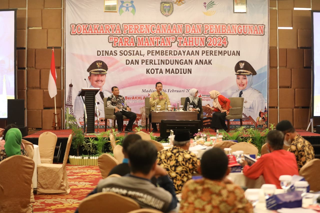 Foto 2 dari 10: Buka Musrenbang Dinsos PPPA, Wali Kota Dorong Penguatan Inovasi Untuk Peningkatan IPM