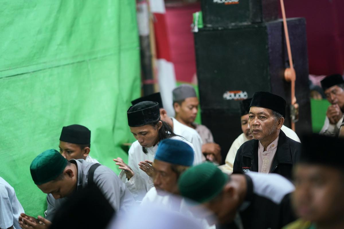 Foto 4 dari 9: Hadiri Peringatan Nifsu Sya'ban, Wali Kota Harap Kesejahteraan Untuk Kota Madiun