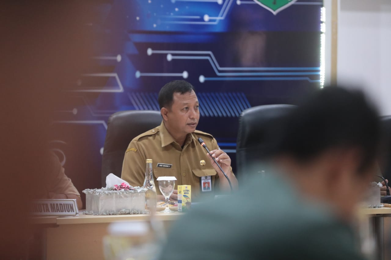 Foto 9 dari 15: Rakor Lintas Sektoral OPS Aman Suro, Wali Kota: Harus Komitmen Jaga Keamanan