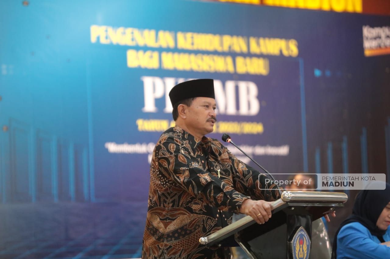 Foto utama berita: Jadi Narsum PKKMB Unipma, Wali Kota: Mahasiswa Jangan Sampai Jadi Korban Perubahan