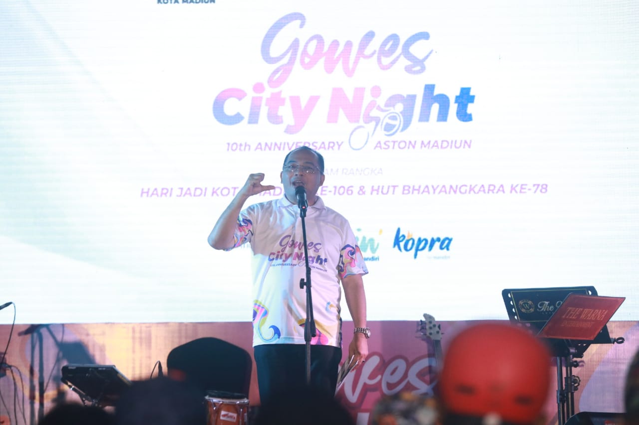 Foto 2 dari 11: Tak Hanya Peringati Hari Jadi, Gowes City Night Jadi Ajang Olahraga dan Promosi Kota