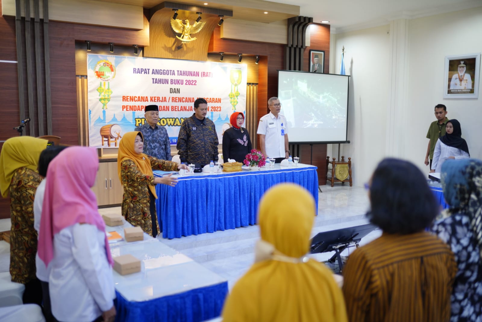 Foto 3 dari 6: Bahas RAT 2022 dan Renja 2023, Puskowantama Gelar Rapat di Rumdin Wali Kota
