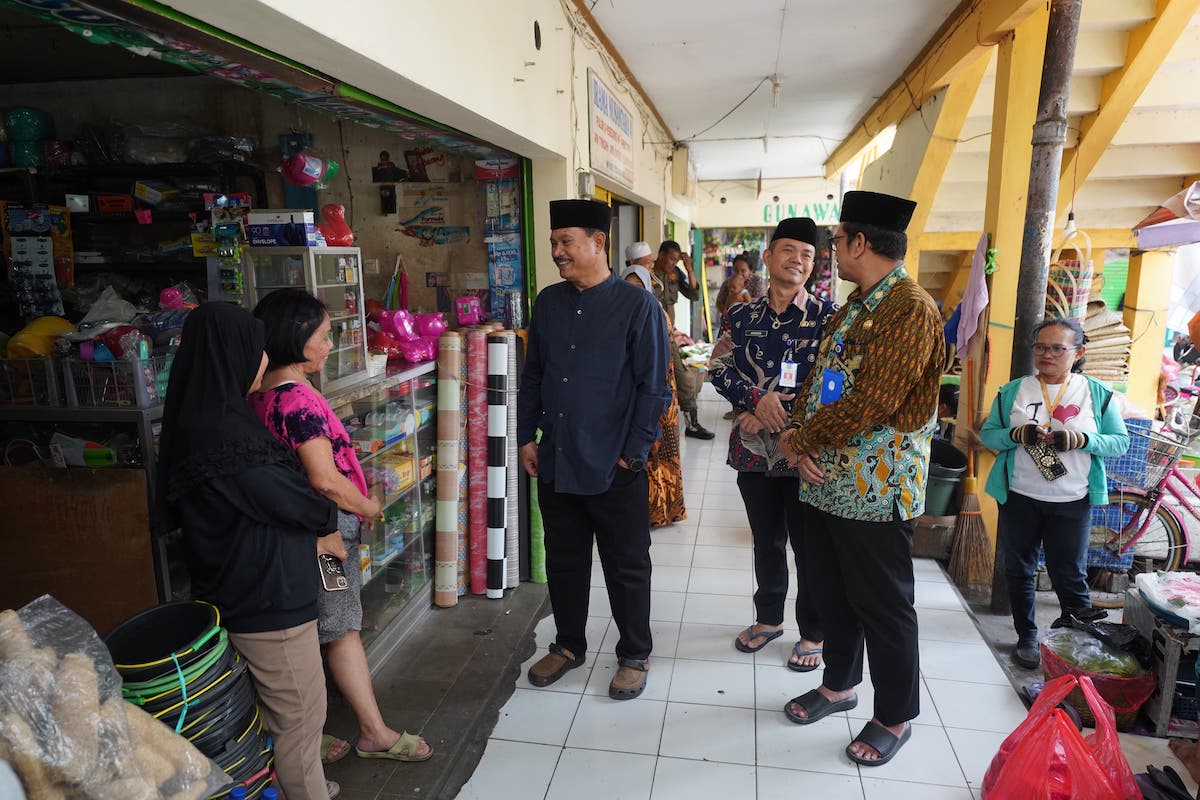 Foto 5 dari 9: Jarang Di Balai Kota, Wali Kota Bisa Bekerja Dari Mana Saja