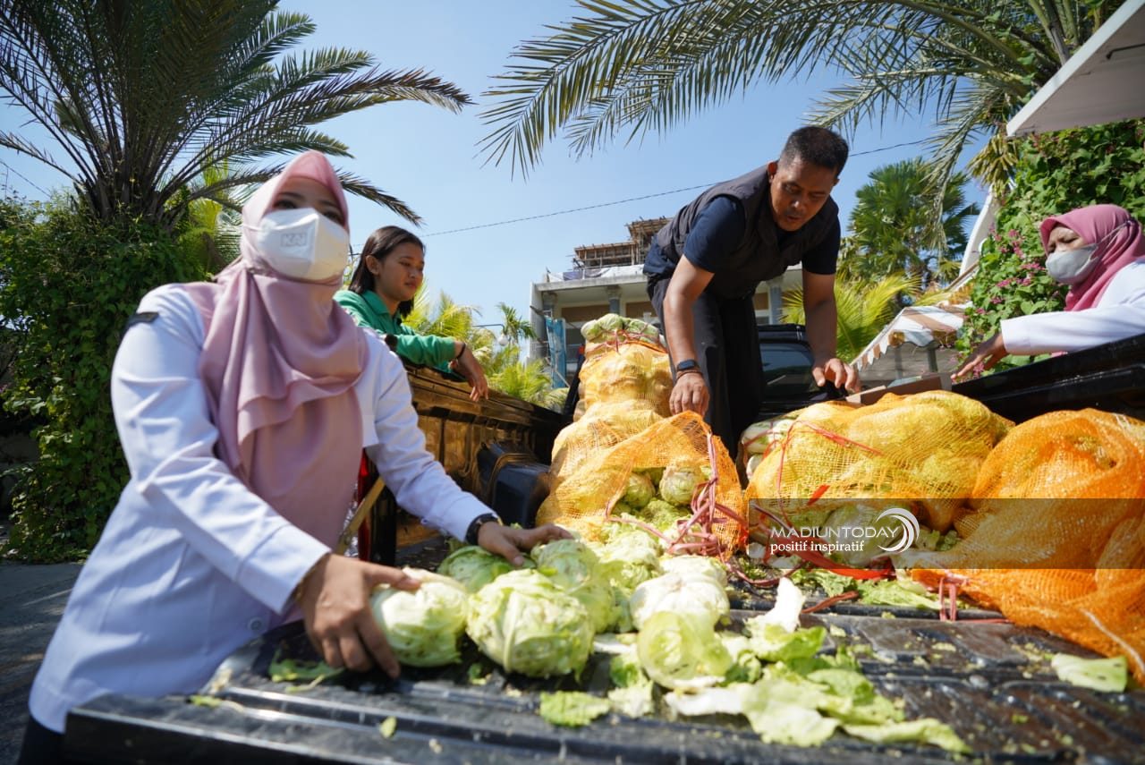 Foto utama berita: Sayuran Gratis Untuk Warga