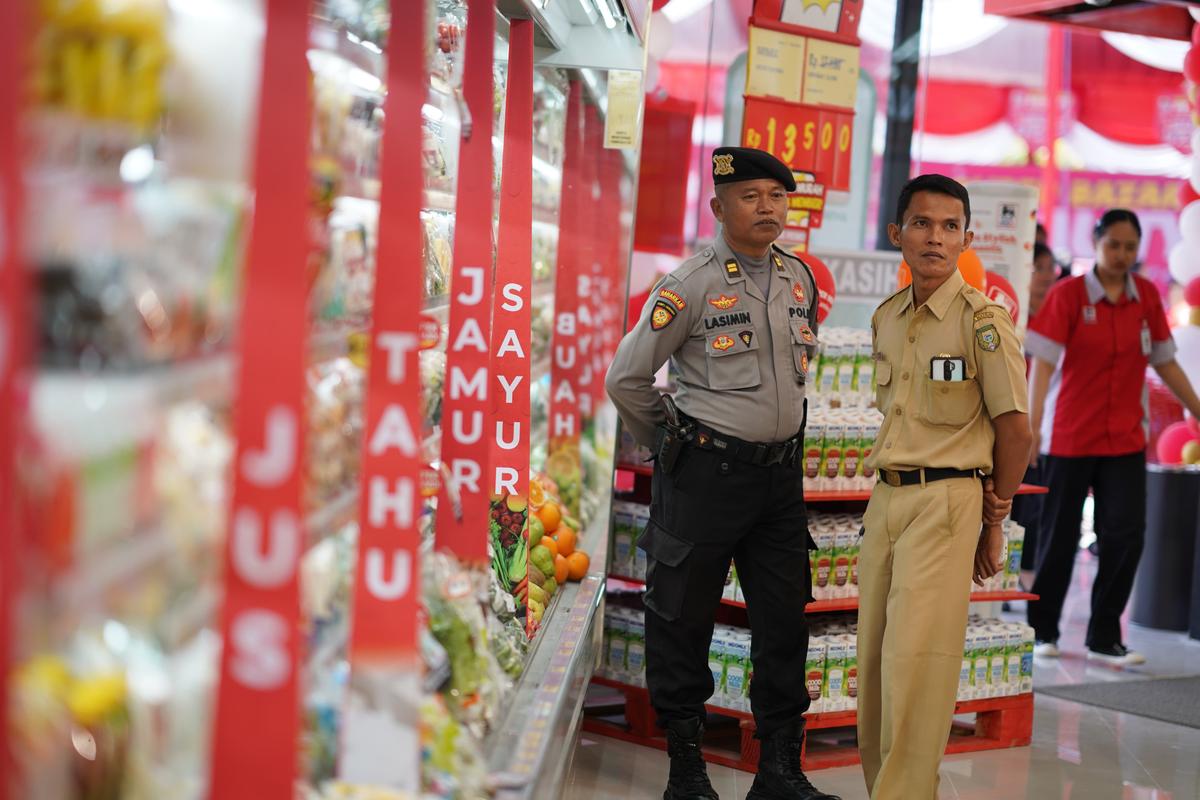 Foto 13 dari 14: Grand Opening Superindo, Pusat Belanja di Kota Madiun Semakin Lengkap