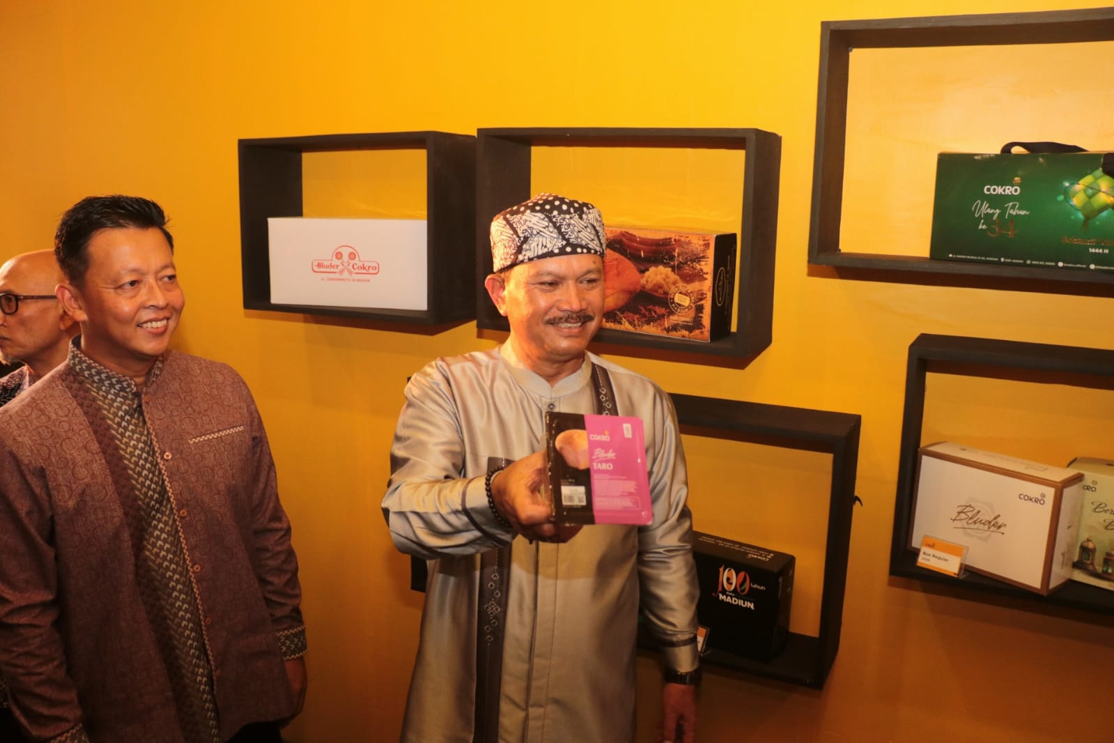 Foto 4 dari 17: Buka Festival Ramadan Bluder Cokro, Wali Kota Harap UMKM Kota Go Internasional