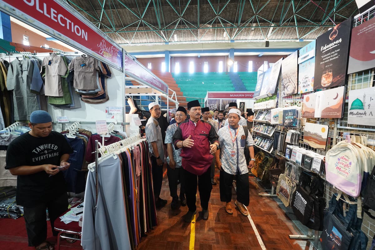Foto 3 dari 9: Buka Youth Muslim Fair 2023, Wali Kota Persilahkan Gelar Kegiatan Serupa di PRC