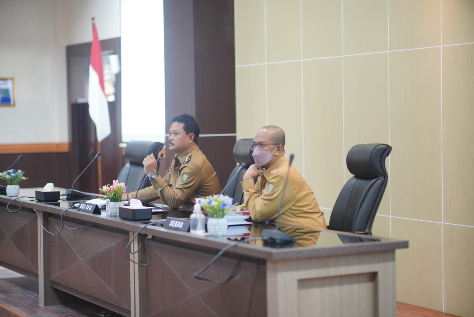 Foto 3 dari 7: Gelar Rapat Dinas, Wali Kota Bahas Proyek Strategis Hingga Persiapan Lebaran