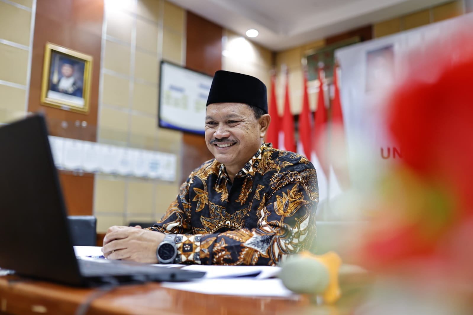 Foto 4 dari 6: Jalani Sidang Ujian Proposal Doktor Hari Ini, Wali Kota : Ilmu Pengetahuan Harus Terus Digali