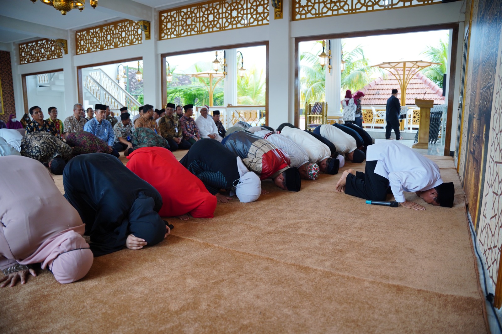 Foto 3 dari 10: Wali Kota Maidi Doakan Seluruh Warga Kota Madiun Dapat Berjumpa dengan Kakbah