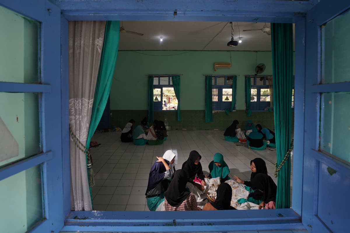 Foto 6 dari 9: Tingkatkan Kreativitas Siswa, SMPN 4 Kota Madiun Gelar Pelatihan Membatik Pada Siswa