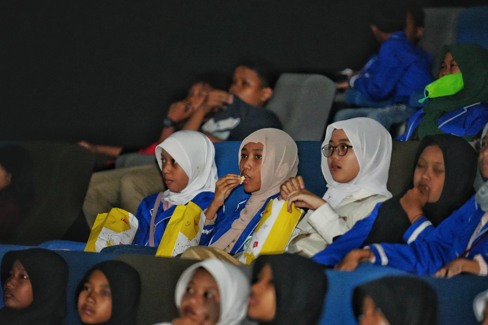Foto 4 dari 6: Ada Pembelajaran Karakter di Film Tegar, Sekolah Ajak Peserta Didik Nobar