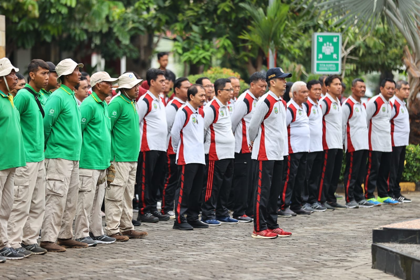 Foto 3 dari 8: Gowes Disambung Apel Di Gedung Bersama, Wali Kota : ASN Melayani Masyarakat