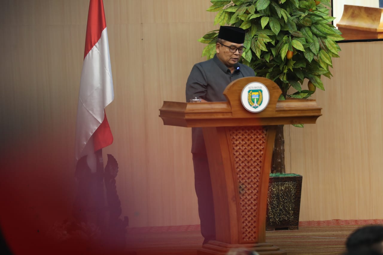 Foto 6 dari 9: Pemkot Madiun Mulai Bahas Tiga Raperda Inisiatif DPRD Melalui Sidang Paripurna