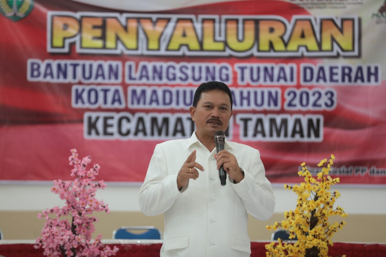 Tinjau Penyaluran BLTD di Demangan, Wali Kota: Salah Satu Upaya Menekan Angka Kemiskinan