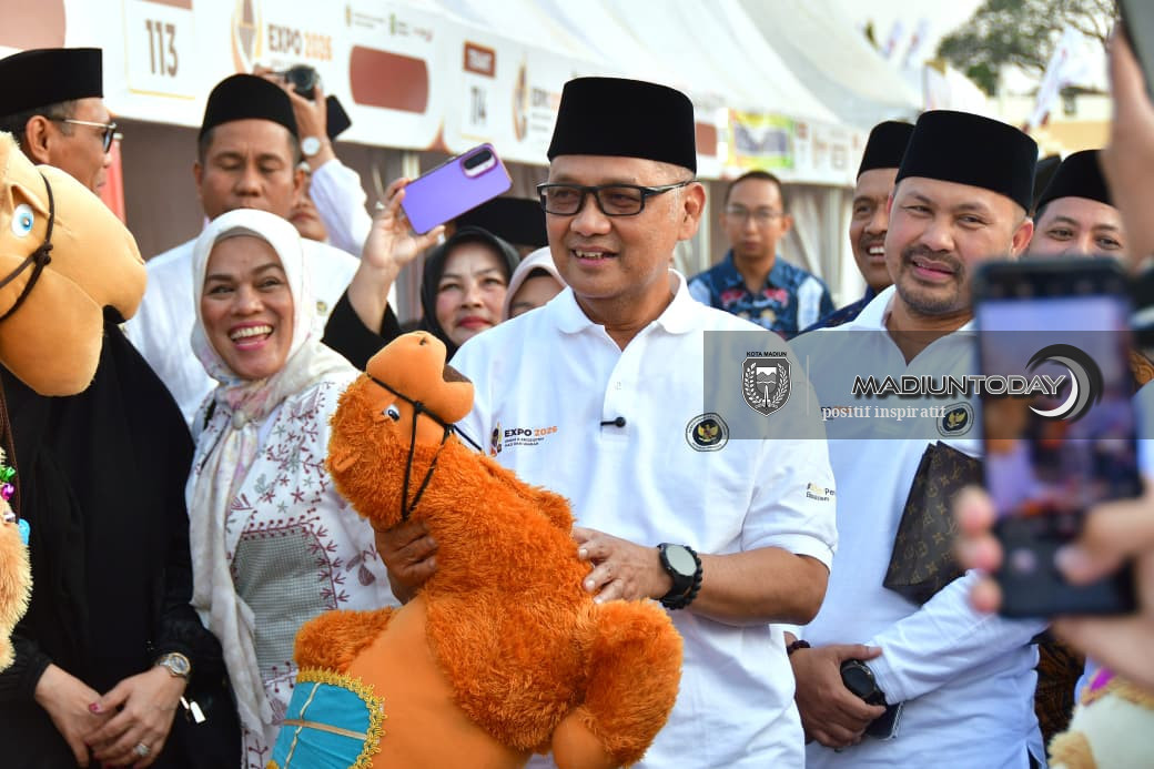 Foto 12 dari 19: EXPO UMKM dan Ekosistem Haji-Umrah Berakhir, Menhaj Sebut Transaksi di Tenant Capai Rp 5,7 Miliar