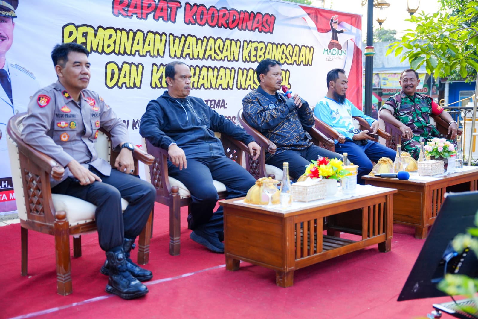 Foto 2 dari 8: Hadiri Dialog Kebangsaan, Wali Kota Pesan Jaga Kerukunan