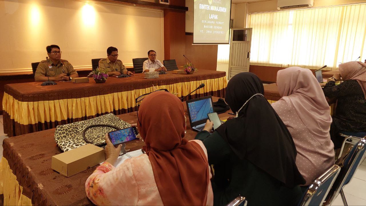 Dorong UMKM Naik Kelas, Pemerintah Kota Madiun-PT. INKA (Persero) Gelar Bimtek Bagi Pengelola Lapak UMKM Kelurahan