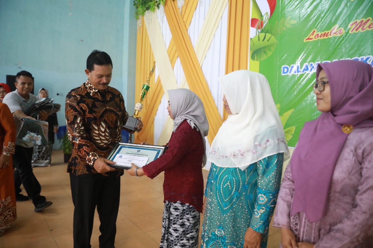Foto 5 dari 11: Gelar Pembinaan PKK, Wali Kota Pesan Jaga Guyub Rukun Warga