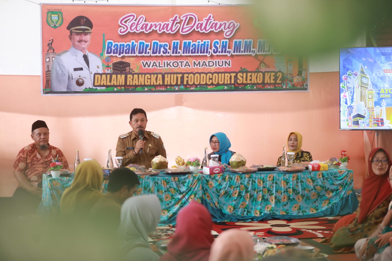 Foto 2 dari 9: Tasyakuran Dua Tahun Foodcourt Pasar Sleko, Wali Kota Pesan Jaga Kerukunan