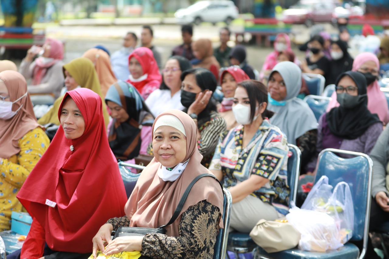 Foto 7 dari 9: Beri Pembinaan UMKM Kuliner, Wali Kota Pesan Tingkatkan Kualitas