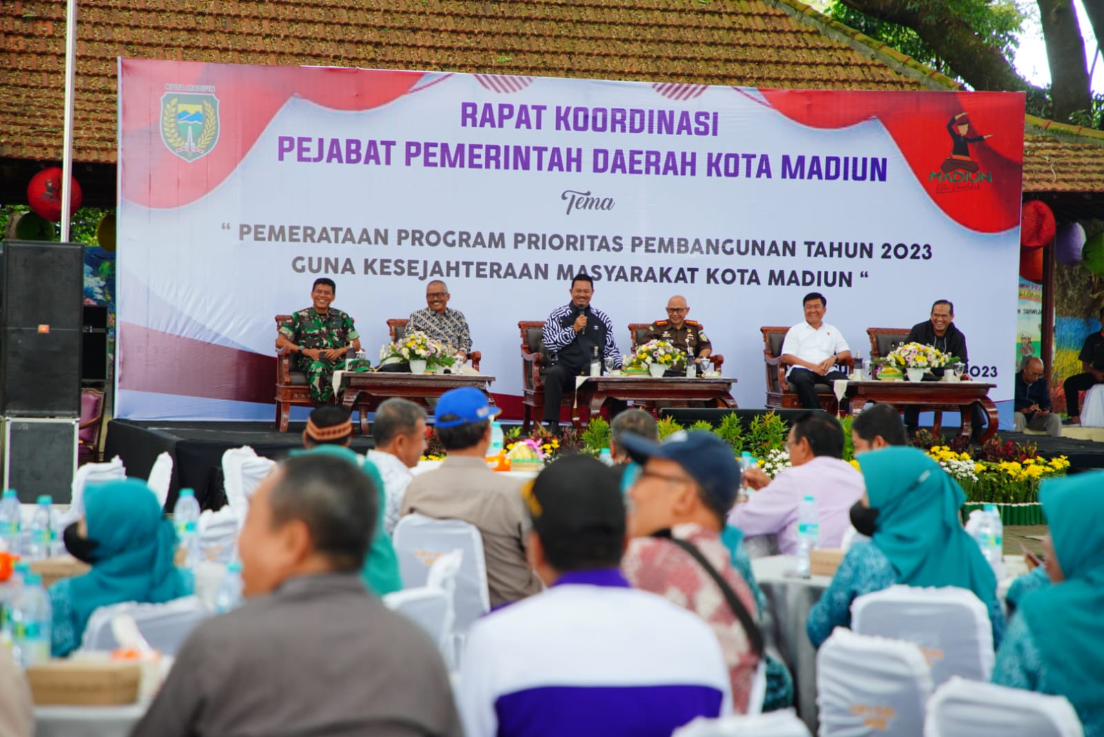 Foto 2 dari 9: Rakor Bersama Pejabat Pemkot Madiun, Wali Kota Imbau Tingkatkan Koordinasi Antar OPD