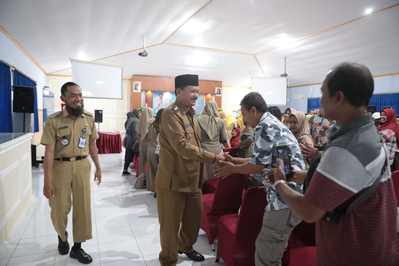 Foto 8 dari 9: Narasumber Rakor Pembinaan Wawasan Kebangsaan dan Ketahanan Nasional, Wali Kota Minta Warga Jaga Kerukunan dan Keamanan