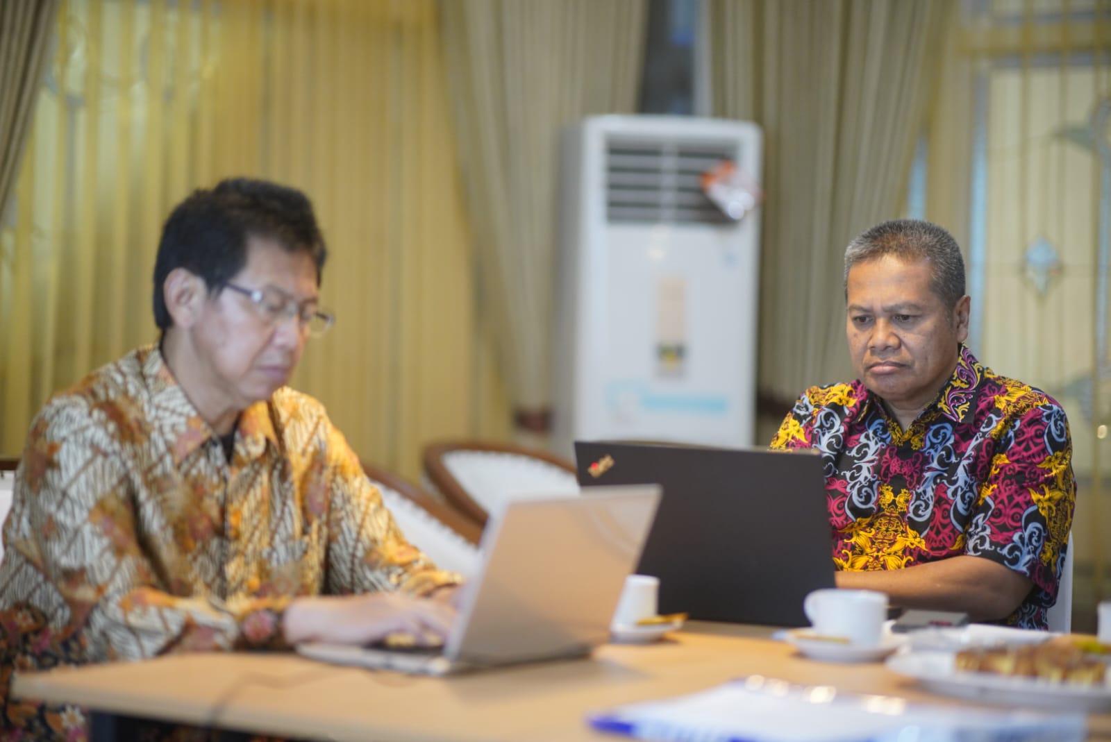 Foto 7 dari 11: Wawancara Dengan Tim Asesor UT, Wali Kota Paparkan Program Smart City Madiun