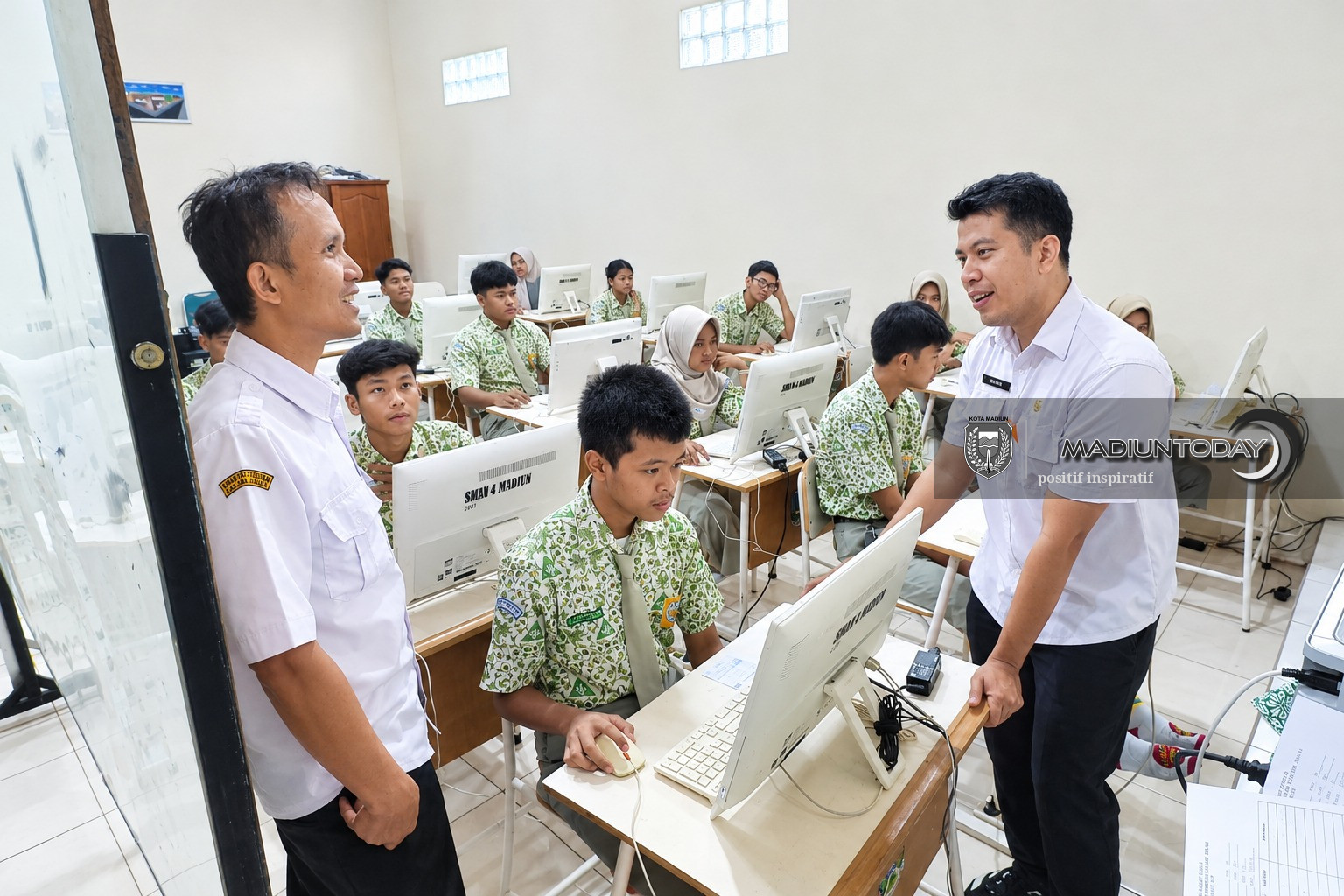 4.617 Siswa SMA/SMK Akan Bersiap Ikuti TKA 2026, Kesiapan Teknis Dimatangkan