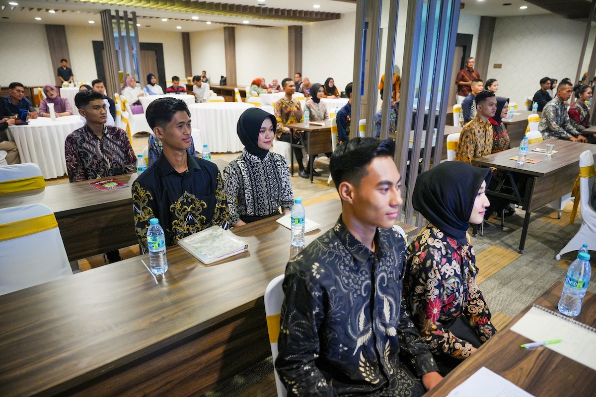 Foto 3 dari 9: Beri Pembinaan Bagi Finalis Kakang Mbakyu 2023, Wali Kota Pesan Pakandayu Turut Promosikan Wisata Kota Madiun