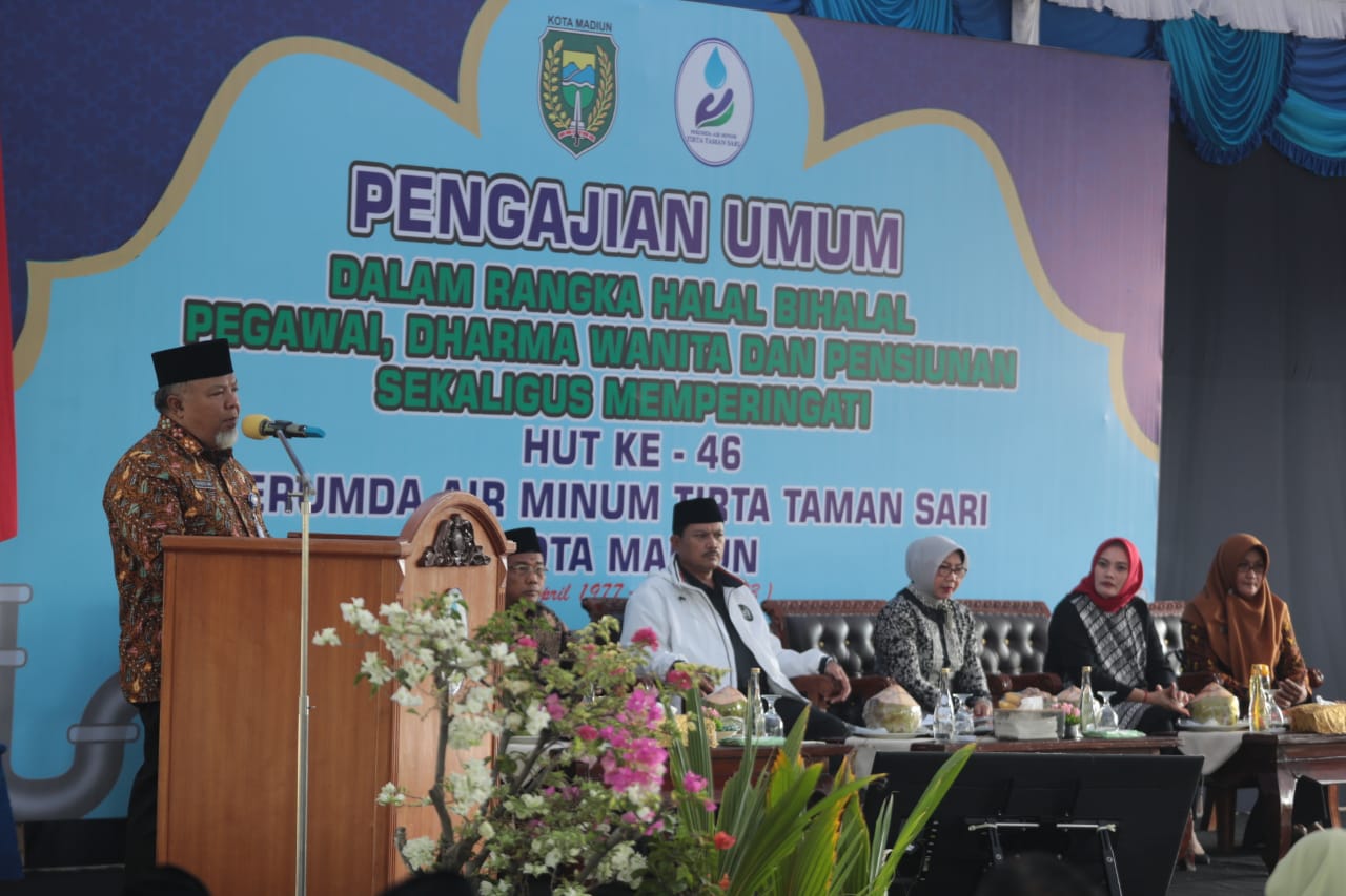 Foto 7 dari 12: Gelar Halal Bihalal Bersama Keluarga PDAM, Wali Kota Pesan Jaga Kerukunan Untuk Tingkatkan Kinerja