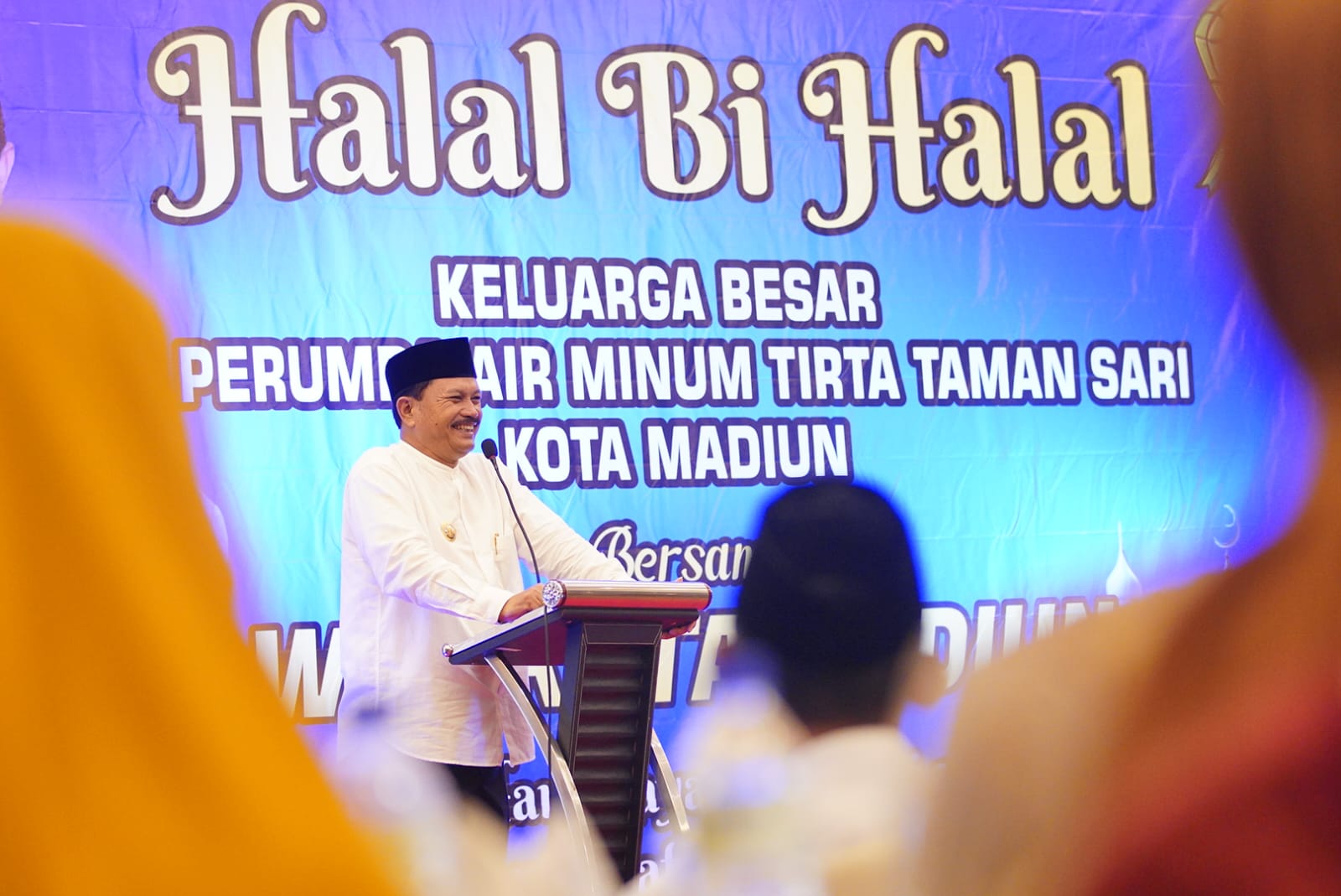 Foto utama berita: Hadiri Halal Bihalal Keluarga Besar Perumda Tirta Taman Sari, Wali Kota Harap Profesional dalam Pelayanan