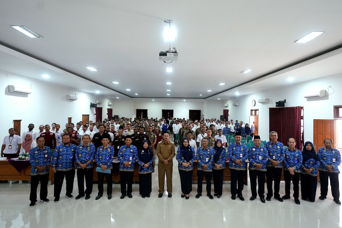 Foto 8 dari 9: Beri Pembinaan Tenaga Kontrak Pemkot, Wali Kota Siapkan Skema Optimalisasi Kinerja Pegawai