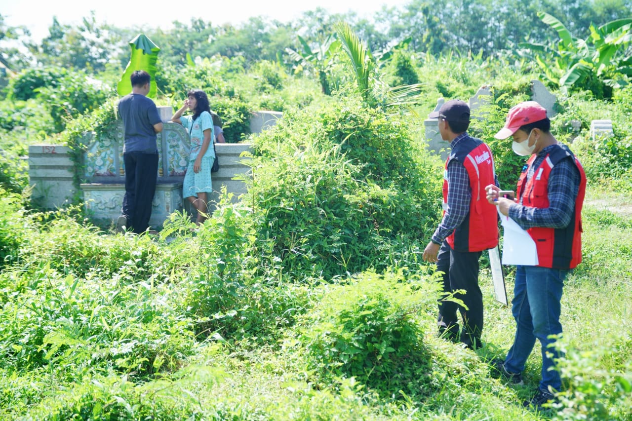 Foto 5 dari 6: Proyek Rusunawa III Berlanjut, Disperkim Pindahkan Ratusan Makam Tionghoa
