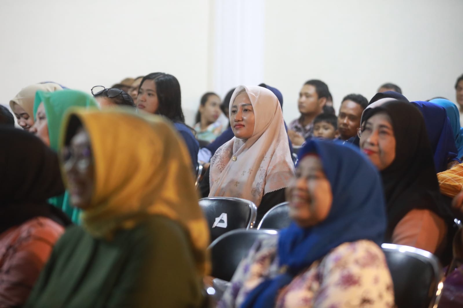 Foto 9 dari 13: Jadi Narasumber Evaluasi Perda, Wali Kota Apresiasi Masyarakat Aktif Beri Pendapat