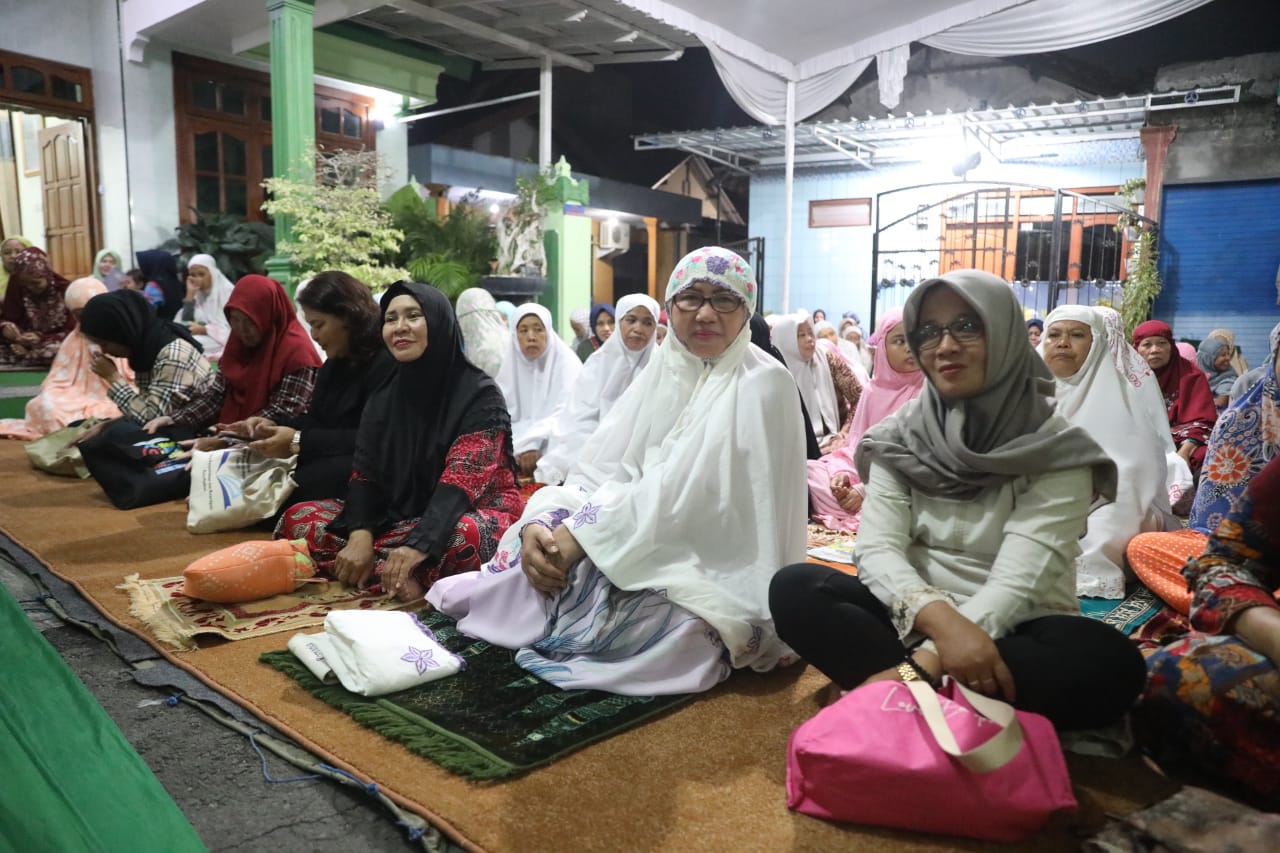 Foto 4 dari 10: Safari Ramadan di Musala Nurur Ridho, Jadi Ajang Silaturahmi Sekaligus Bangun Nuansa Religi