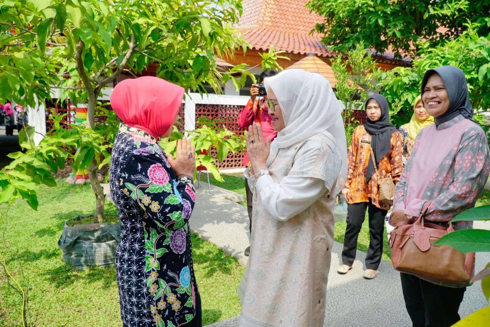 Foto utama berita: Kepincut Sekolah Lansia Tangguh, TP PKK Sumsel Study Banding ke TP PKK Kota Pendekar