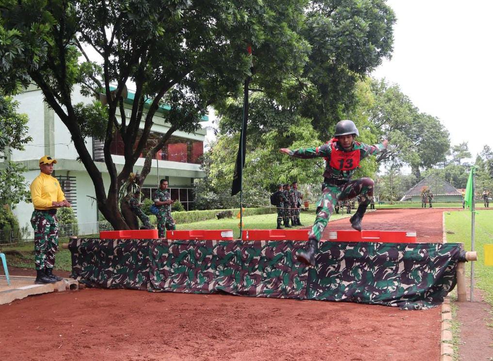 Foto 2 dari 7: Buktikan Ketangguhan, YPR 501 Bajra Yudha Borong Piala Tontangkas Tingkat Divisi 2/Kostrad