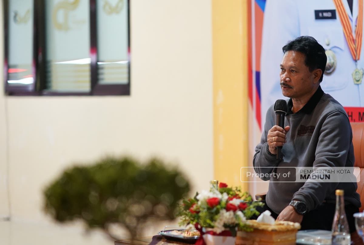 Foto 9 dari 9: Beri Pembinaan Pegawai Dinas Perdagangan, Wali Kota Harap Adanya Peningkatan Kualitas SDM