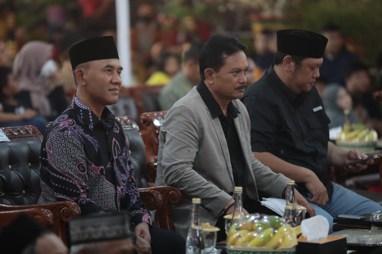 Foto 5 dari 13: Pagelaran Wayang Kulit Tutup Madiun Festival 2023, Wali Kota Sampaikan Apresiasi Pada Masyarakat Kota