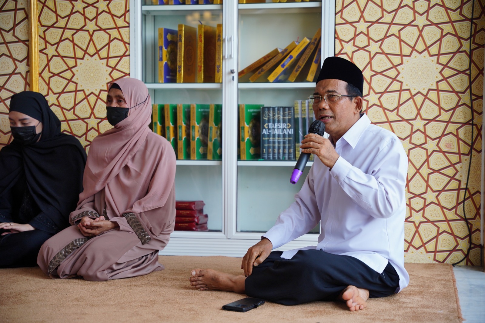 Foto 10 dari 10: Wali Kota Maidi Doakan Seluruh Warga Kota Madiun Dapat Berjumpa dengan Kakbah