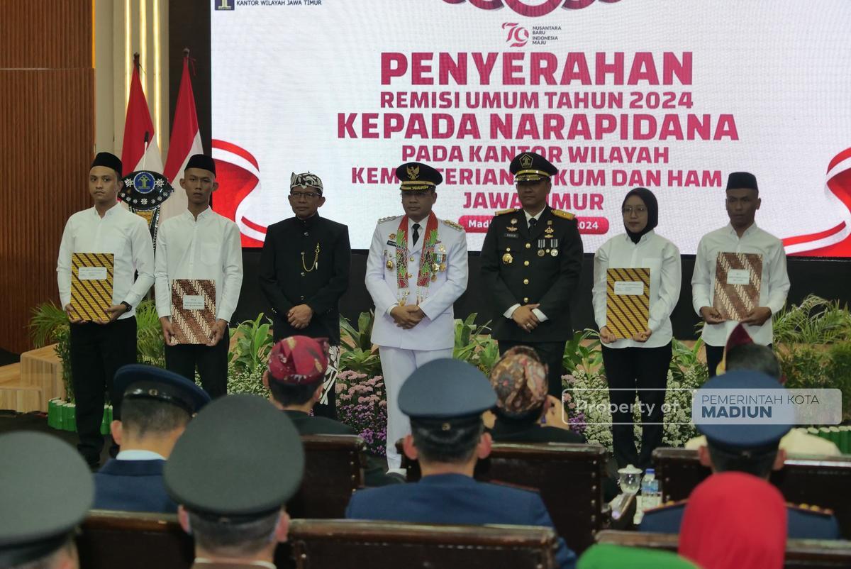 Pj Wali Kota Hadiri Penyerahan Remisi Warga Binaan Lapas I Madiun
